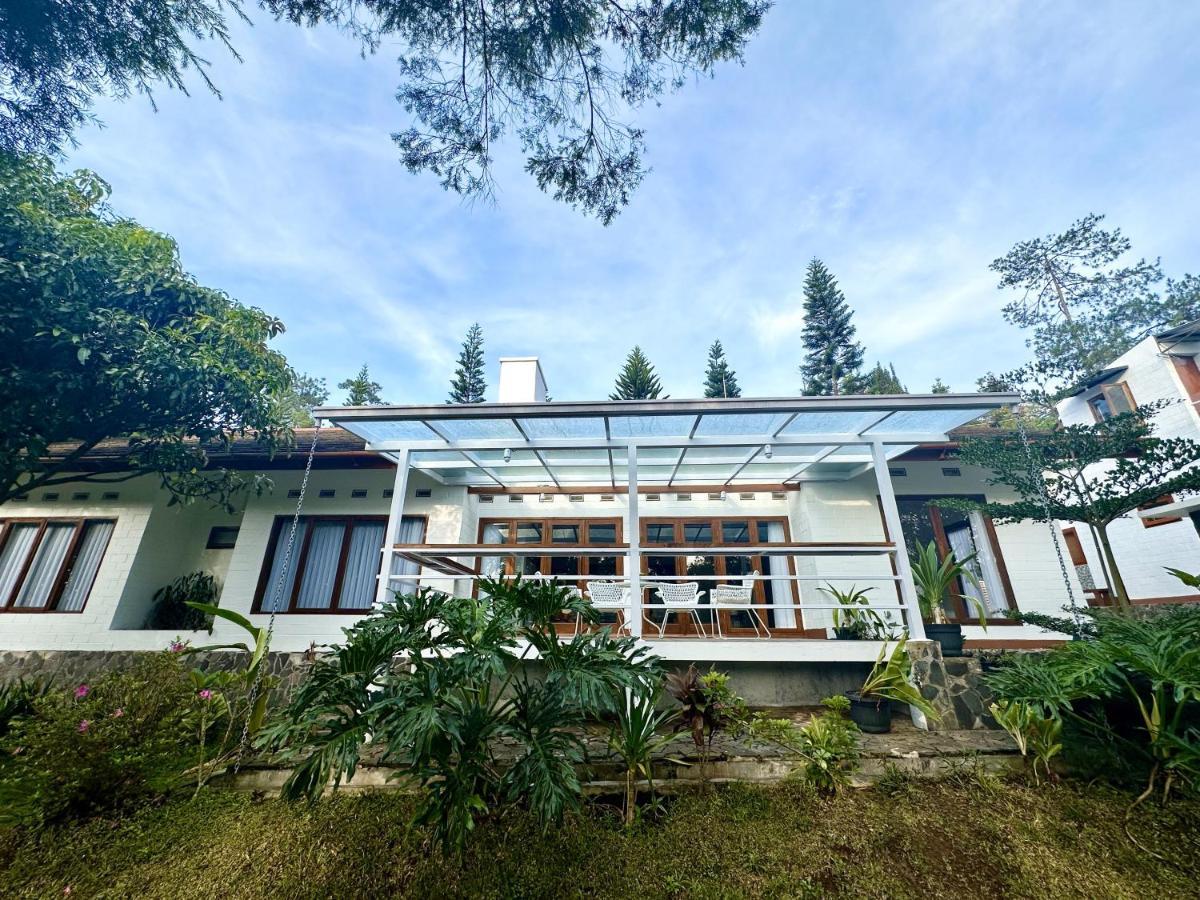 בנדונג Villa Putih Le Cordon מראה חיצוני תמונה